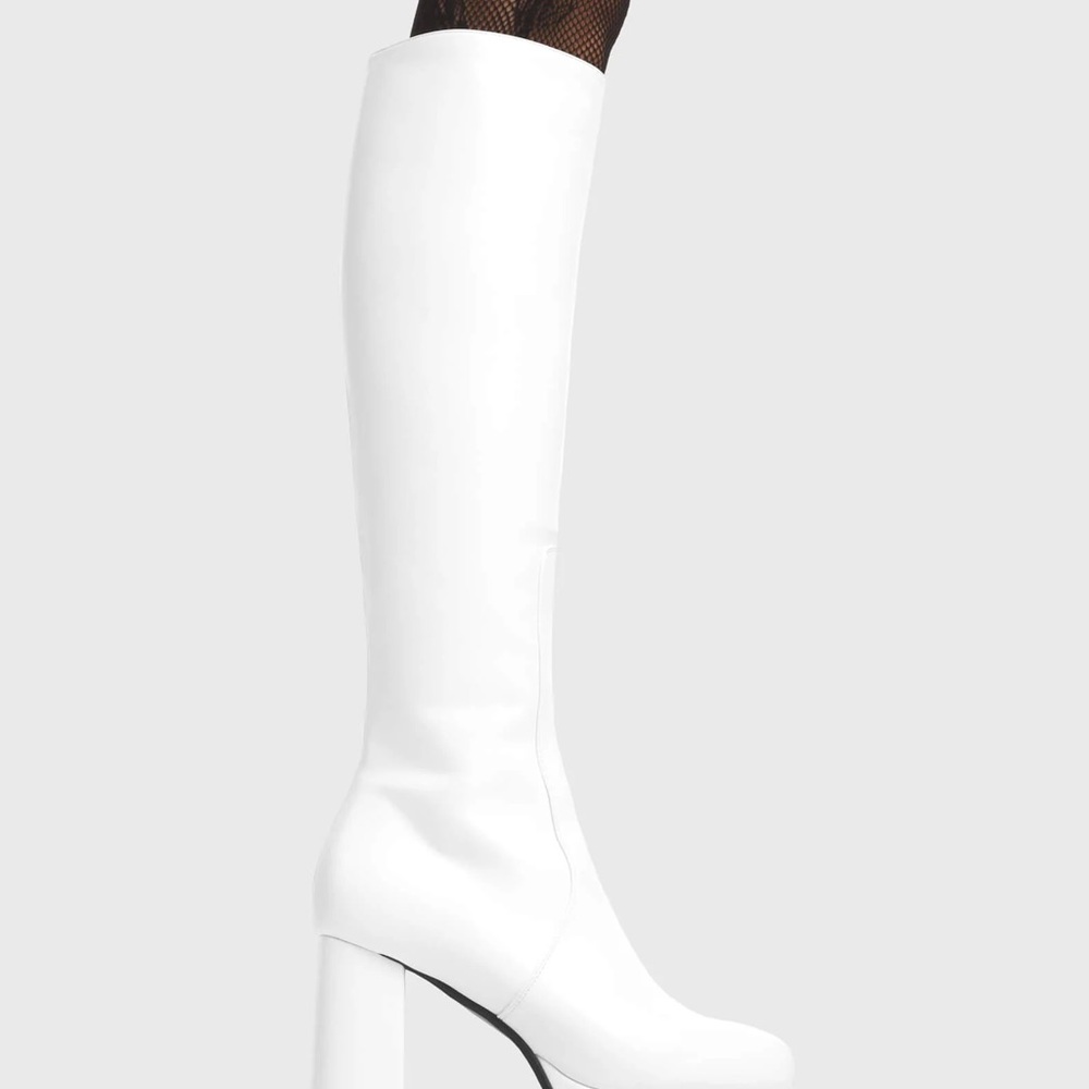 LA MODA WHITE WHATTA SHOWDOWN PLATFORM KNEE HIGH BOOTS